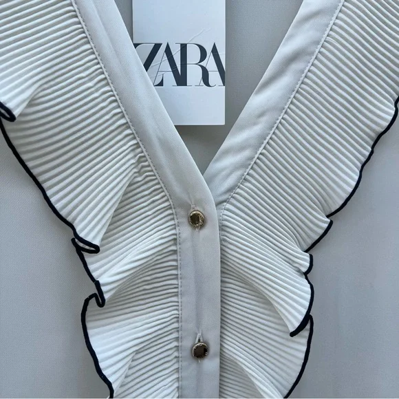 Zara Cream Blouse with Black Trim - Picture 5 of 9